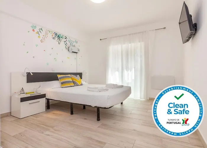 M - Martin & Tomas Guesthouse